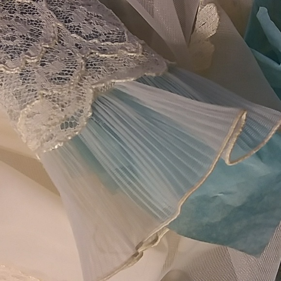 Vintage 40s/50s lace wedding dress Handmade? - Picture 6 of 17